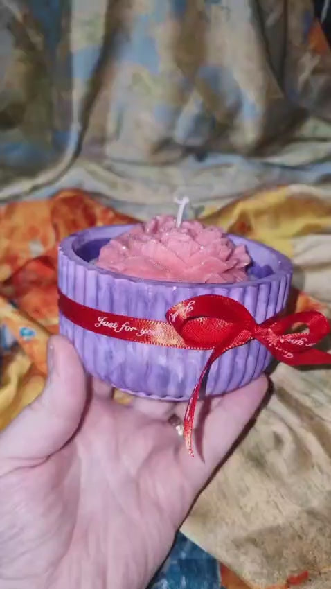 Roselight Whisper Candle